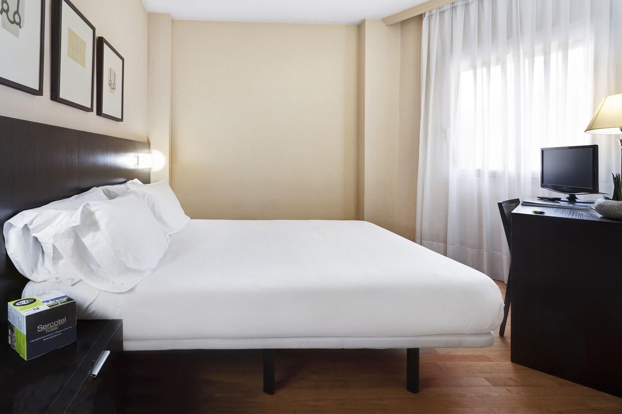 Hotel Sercotel Tudela Bardenas Zewnętrze zdjęcie