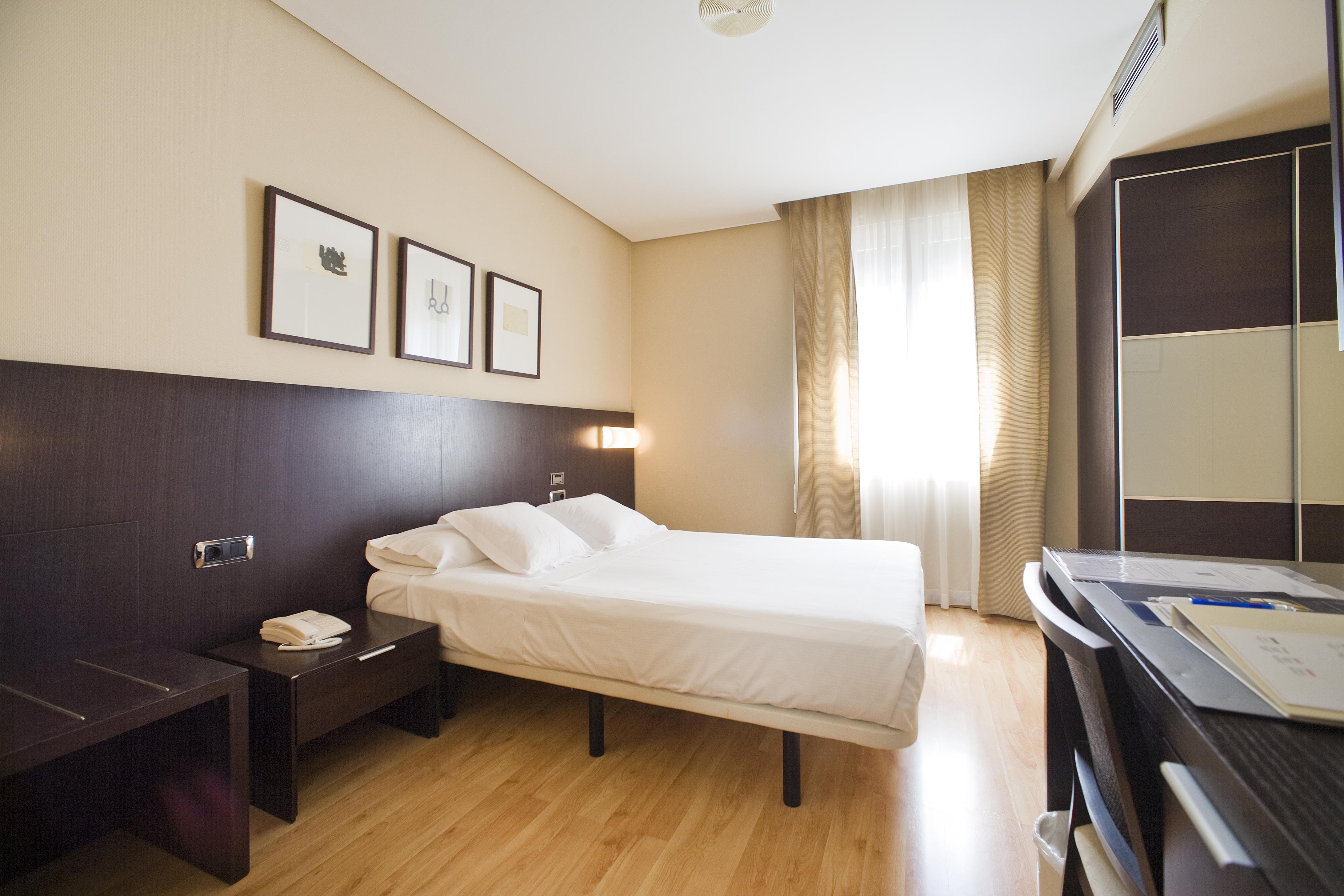 Hotel Sercotel Tudela Bardenas Zewnętrze zdjęcie